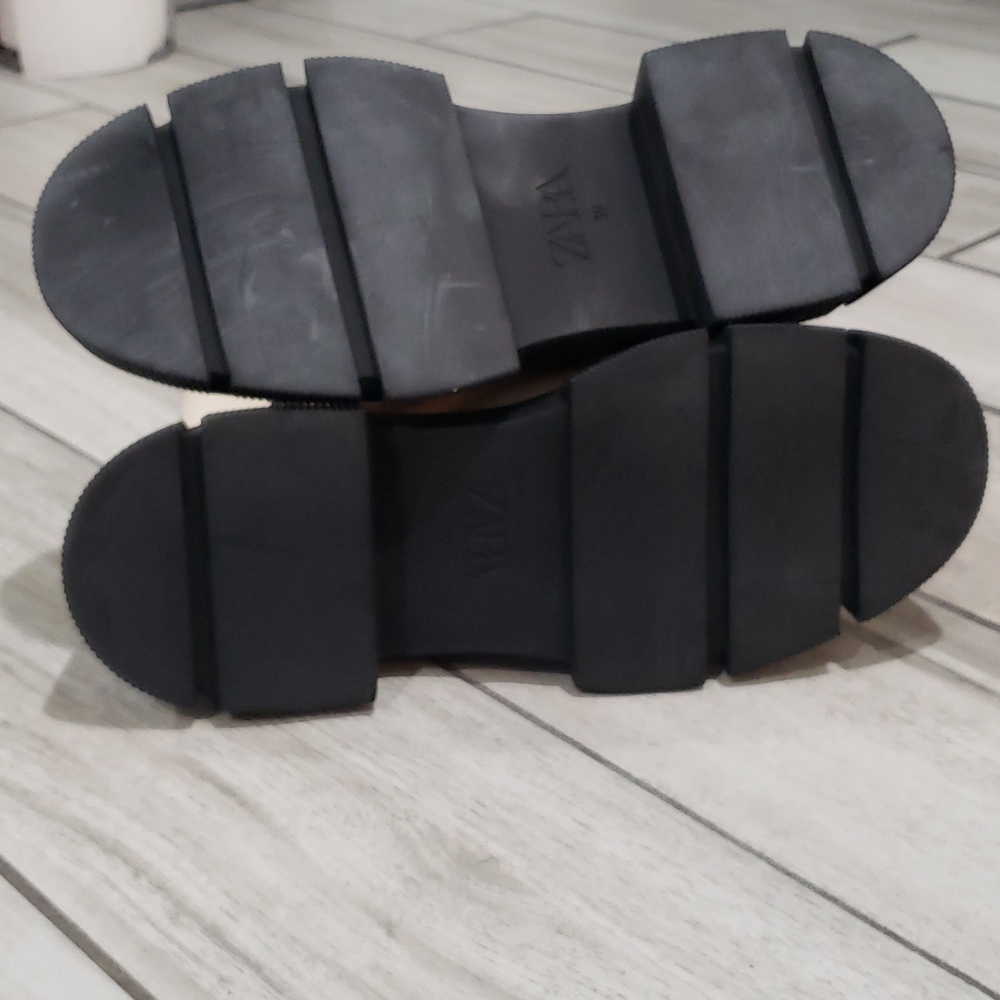 Zara Boots. - Picture 6 of 9